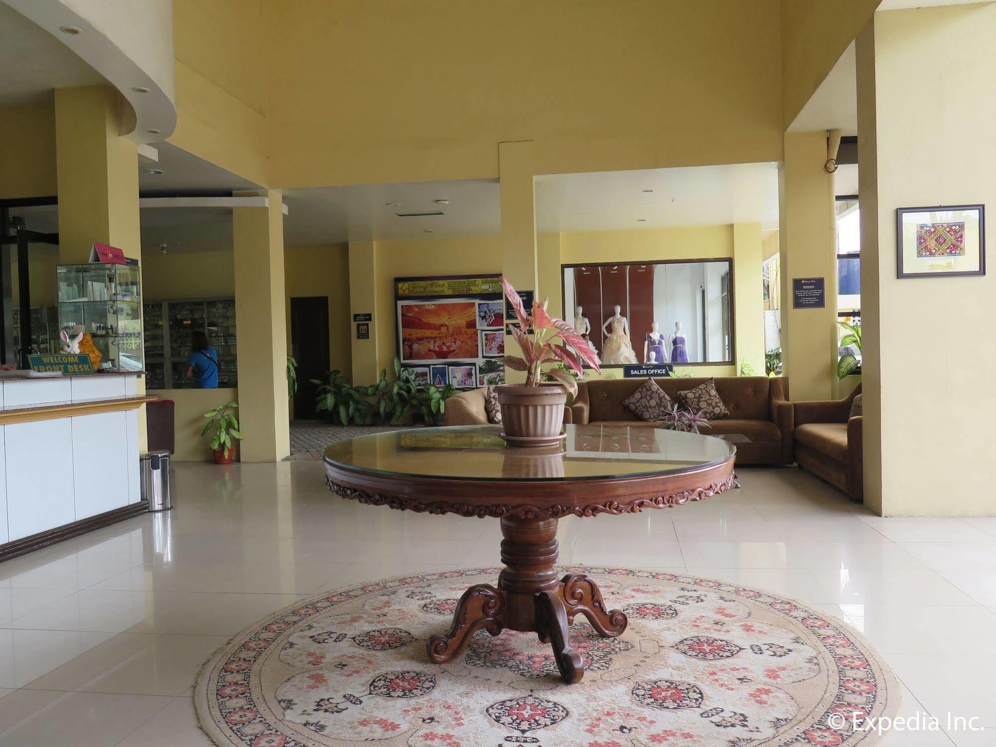 Oyo 197 Sunny Point Hotel Davao Ngoại thất bức ảnh