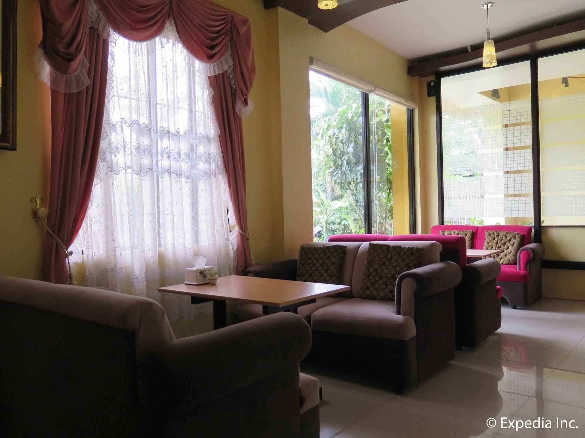 Oyo 197 Sunny Point Hotel Davao Ngoại thất bức ảnh
