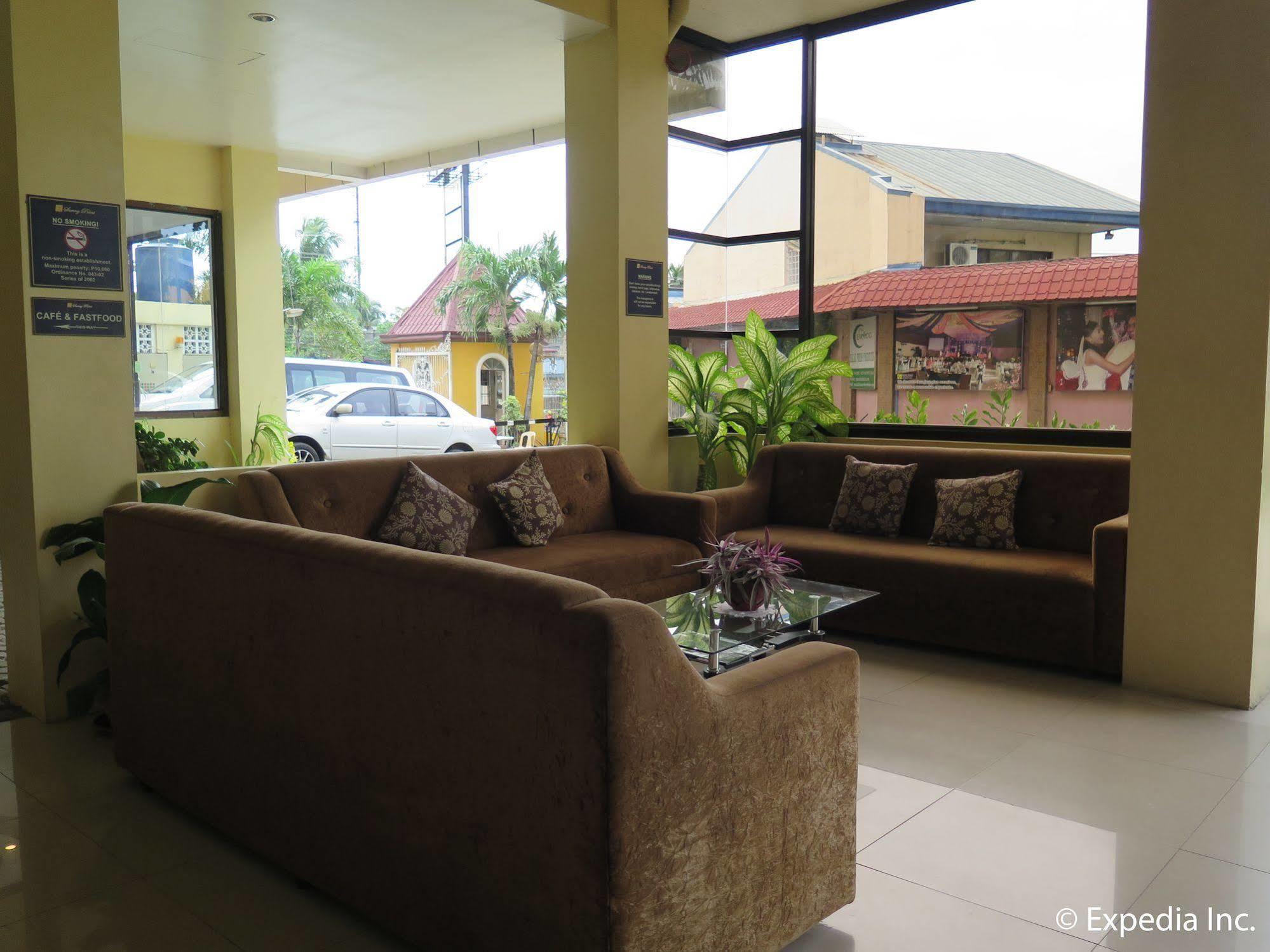 Oyo 197 Sunny Point Hotel Davao Ngoại thất bức ảnh