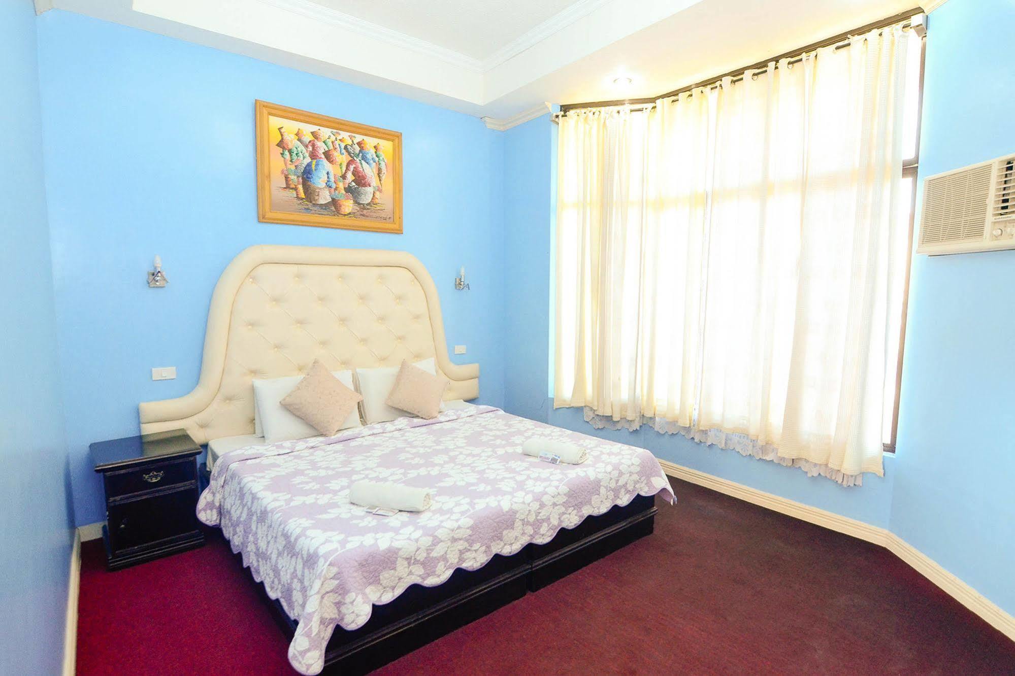 Oyo 197 Sunny Point Hotel Davao Ngoại thất bức ảnh